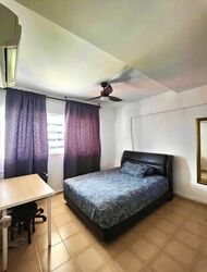 Blk 128 Lorong Ah Soo (Hougang), HDB Executive #574477371